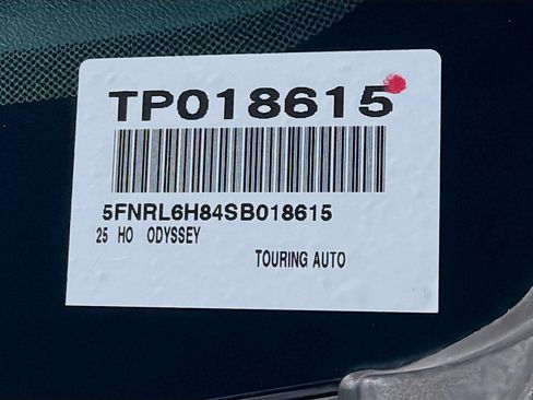 Certified 2025 Honda Odyssey Touring image 36