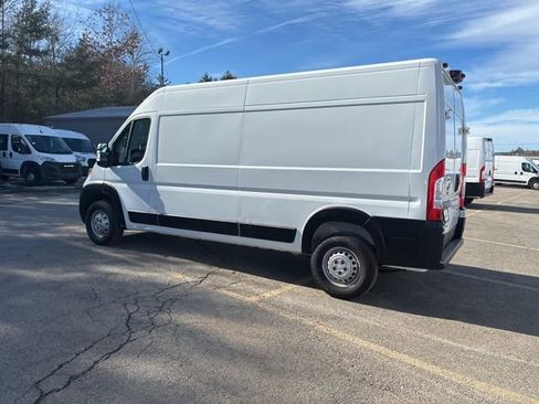 Used 2025 RAM ProMaster 2500 w/ Convenience Group FWD image 7