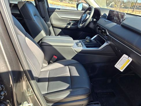 New 2026 MAZDA CX-90 Plug-In Hybrid w/ Preferred image 4