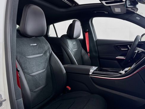 New 2026 Mercedes-Benz GLC 43 AMG 4MATIC Coupe image 6