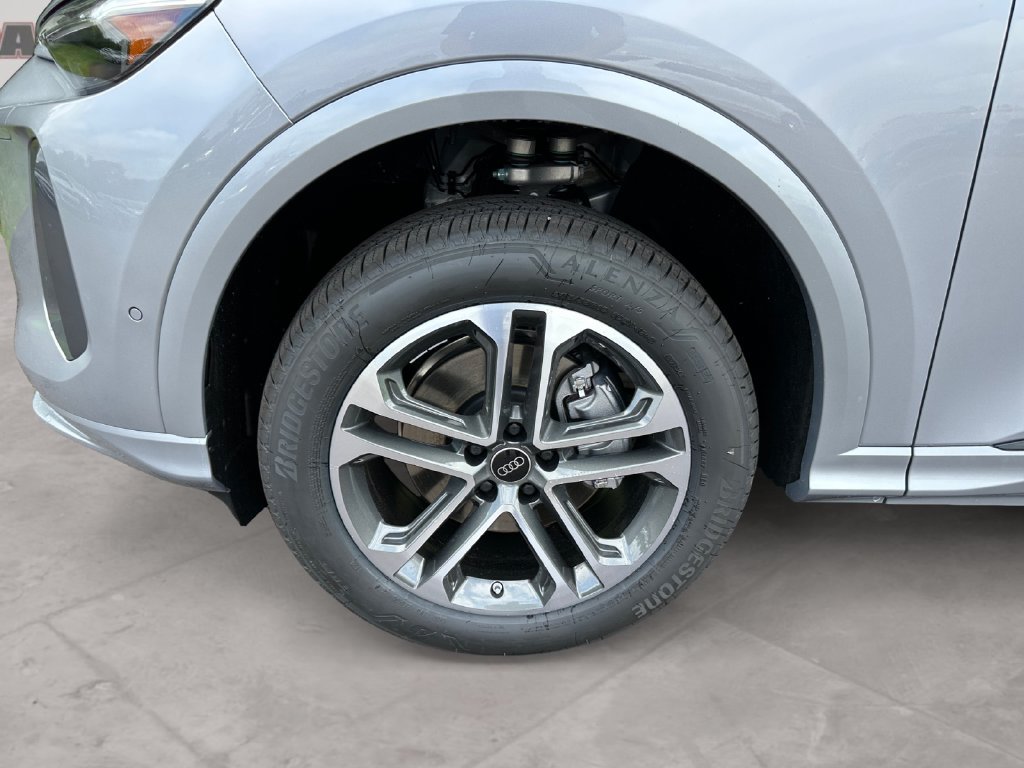 New 2026 Audi Q5 Premium Plus AWD/4WD image 14