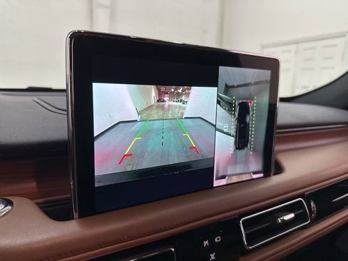 Used 2022 Lincoln Aviator Reserve w/ Equipment Group 201A image 48