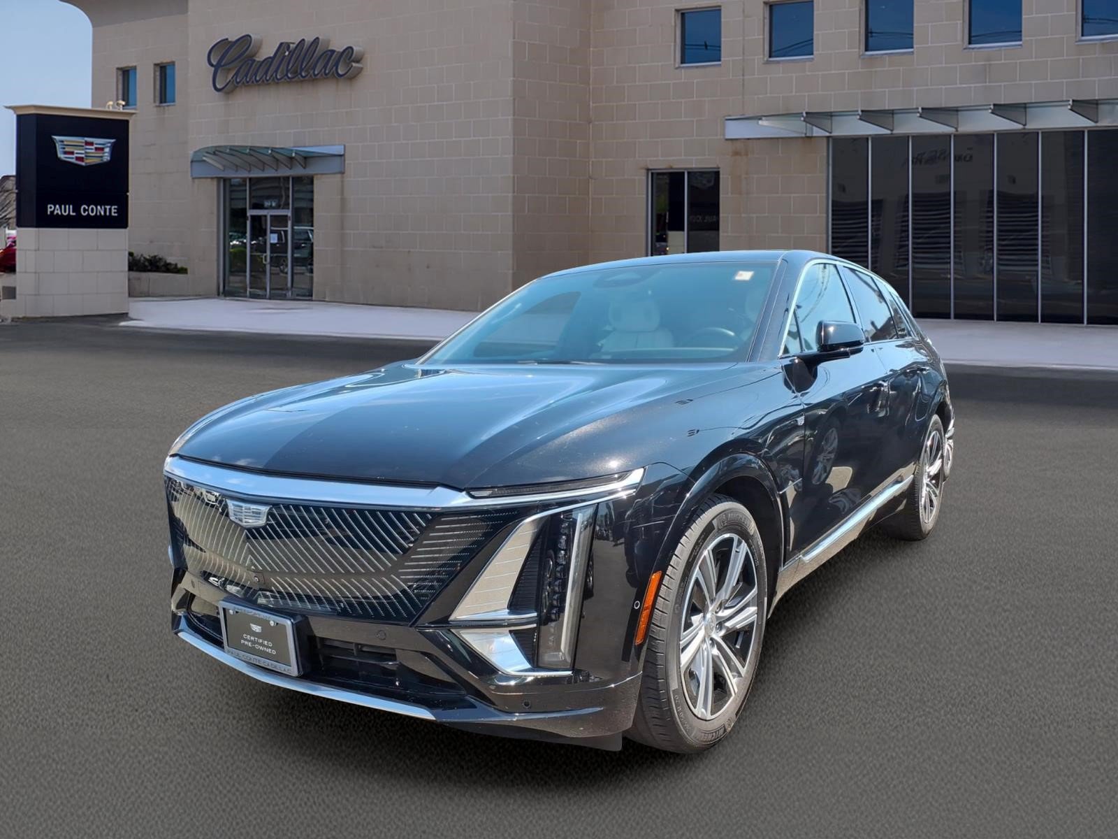 Certified 2024 Cadillac Lyriq Luxury w/ LPO, Floor Liner Package AWD/4WD image 1
