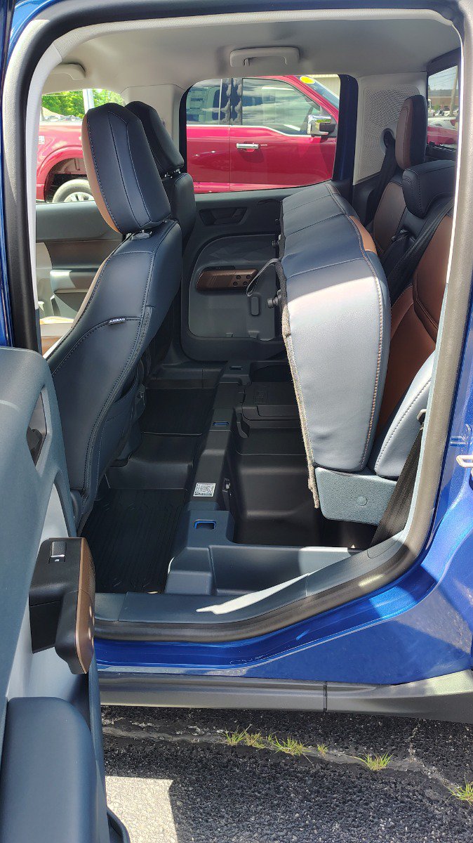 Used 2024 Ford Maverick Lariat FWD image 19