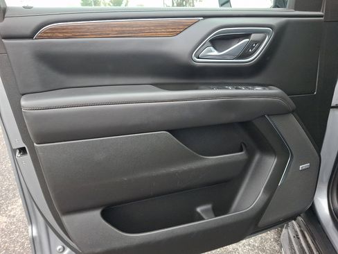 Used 2023 Chevrolet Tahoe High Country image 13