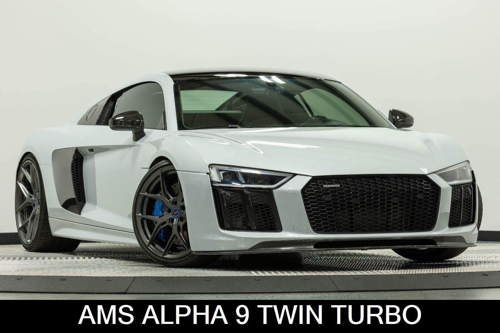 Used 2017 Audi R8 V10 plus w/ Full Leather Package AWD/4WD image 1