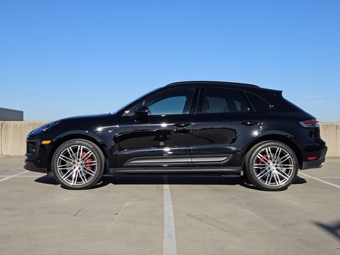 Used 2023 Porsche Macan S image 2