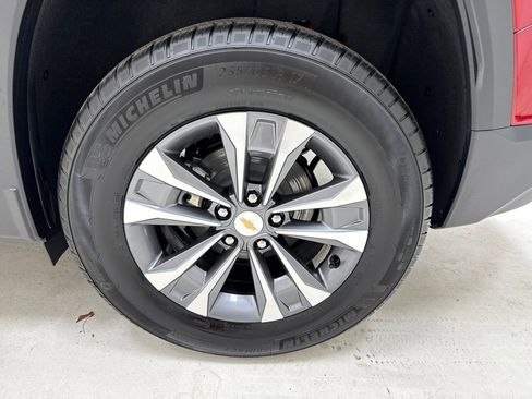 New 2026 Chevrolet Equinox LT w/ Convenience Package II image 7