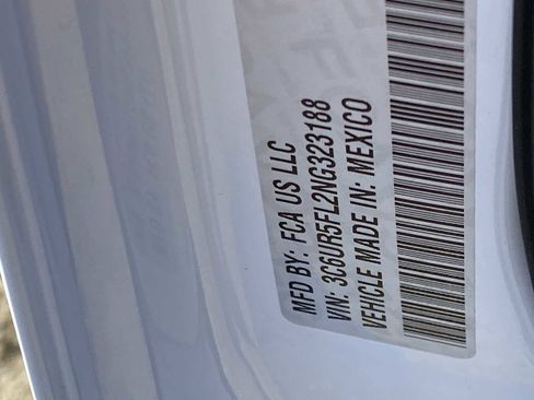 Certified 2022 RAM 2500 Laramie image 31