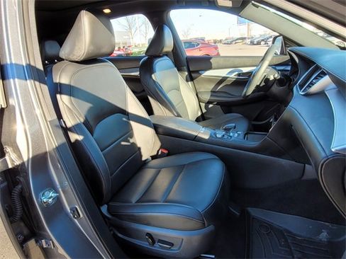 Used 2021 INFINITI QX50 Luxe w/ Appearance Package image 19