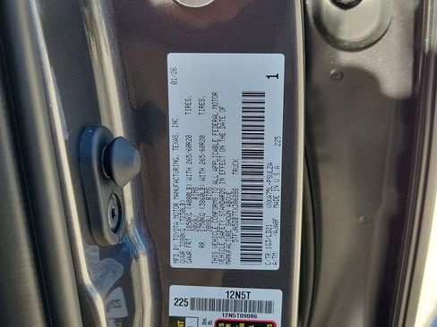 New 2026 Toyota Tundra Limited AWD/4WD image 31