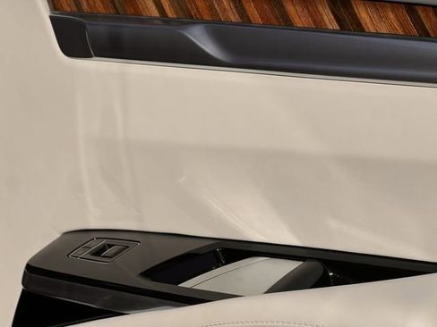 Certified 2025 Cadillac Escalade ESV Sport Platinum w/ LPO, ONYX Package image 29