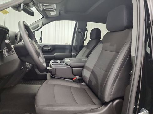 Used 2026 Chevrolet Silverado 2500 Custom w/ Custom Value Package image 16