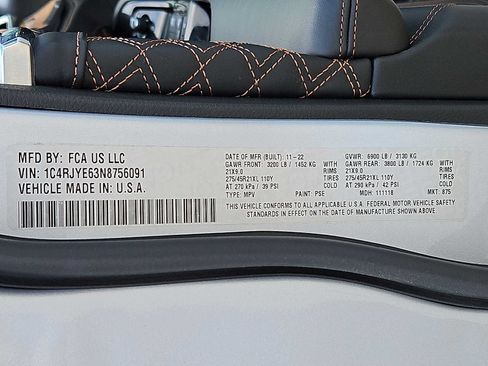 Used 2022 Jeep Grand Cherokee Summit AWD/4WD image 28