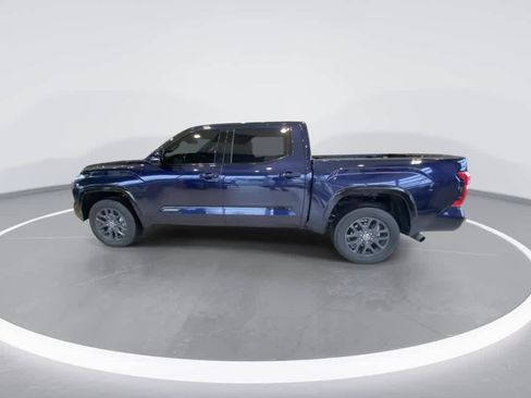 Used 2023 Toyota Tundra Platinum image 5