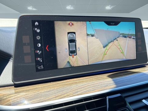 Used 2018 BMW 540i RWD image 24