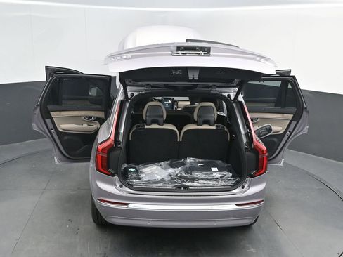 New 2026 Volvo XC90 B6 Ultra w/ Protection Package Premier AWD/4WD image 40