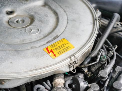 Used 1986 Mercedes-Benz 560 SL image 25