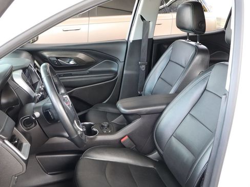 Used 2024 GMC Terrain SLT FWD image 22