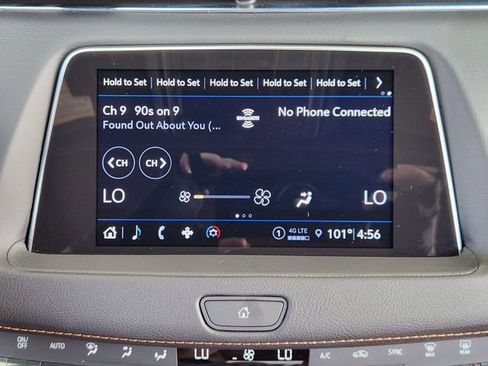 Used 2023 Cadillac XT4 Sport FWD image 11