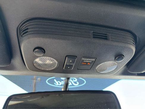 Used 2018 Ford Mustang GT Premium image 20