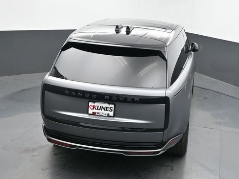 Used 2023 Land Rover Range Rover SE image 36