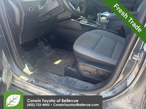 Used 2022 Ford Escape SE w/ SE Sport Appearance Package AWD/4WD image 14