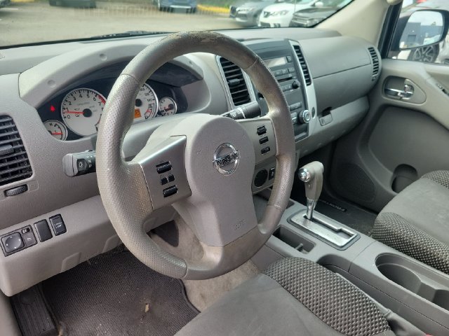 Used 2012 Nissan Frontier SV w/ Sport Appearance Pkg RWD image 18