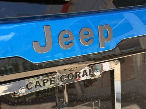 New 2026 Jeep Cherokee Overland w/ Advanced Pro Tech Group AWD/4WD image 38