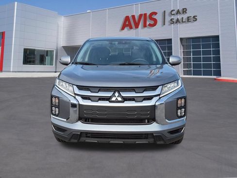 Used 2025 Mitsubishi Outlander Sport SE AWD/4WD image 2