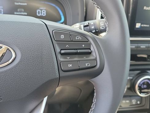 New 2026 Hyundai Venue SEL FWD image 8