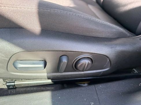 Used 2024 Chevrolet Malibu LT FWD image 15