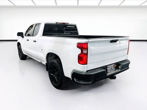 Used 2024 Chevrolet Silverado 1500 W/T w/ Trailering Package AWD/4WD image 6