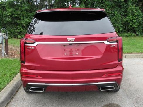 Used 2020 Cadillac XT6 Premium Luxury FWD image 9