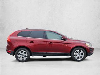 Used 2011 Volvo XC60 3.2 FWD video 4