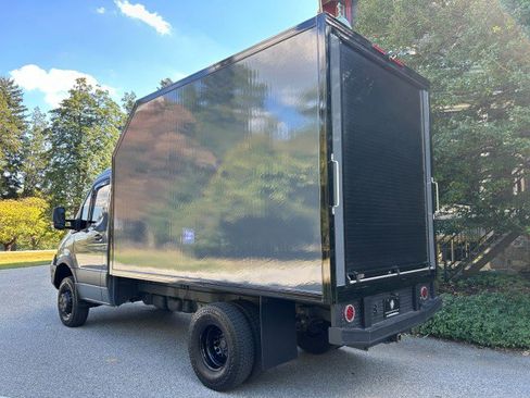 Used 2023 Mercedes-Benz Sprinter 3500 image 23
