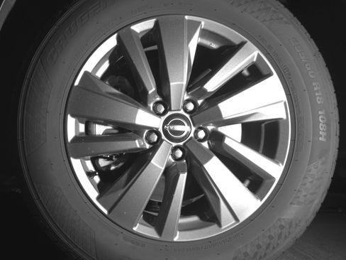 Used 2025 Nissan Pathfinder SV image 12