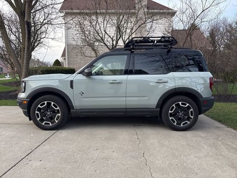 Used 2021 Ford Bronco Sport Outer Banks w/ Outer Banks Package image 4