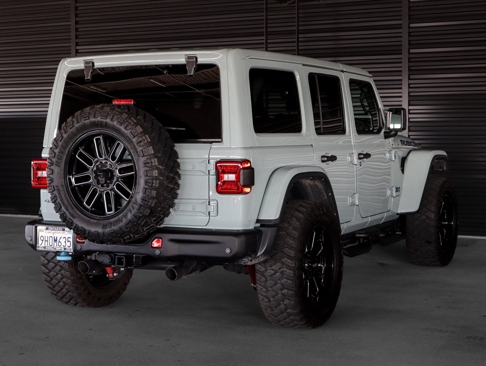 Used 2024 Jeep Wrangler Unlimited Rubicon 4xe AWD/4WD image 17
