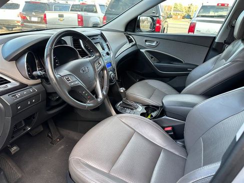 Used 2013 Hyundai Santa Fe Limited image 26