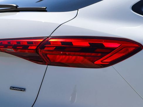 New 2026 Audi Q5 Premium Plus AWD/4WD image 10