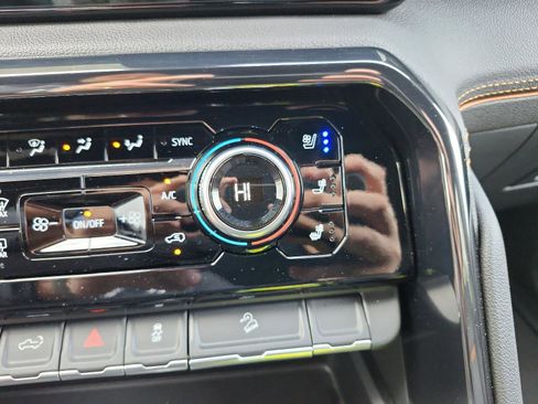 Certified 2023 GMC Sierra 1500 AT4 image 19