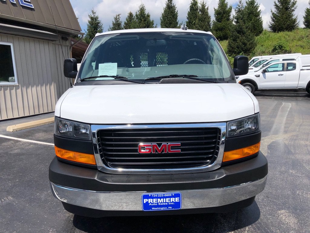 Used 2025 GMC Savana 2500 w/ Driver Convenience Package RWD image 9