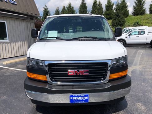 Used 2025 GMC Savana 2500 w/ Driver Convenience Package RWD image 9