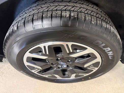 Used 2026 Subaru Forester Premium AWD/4WD image 9