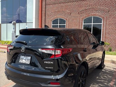 Used 2025 Acura RDX SH-AWD image 14