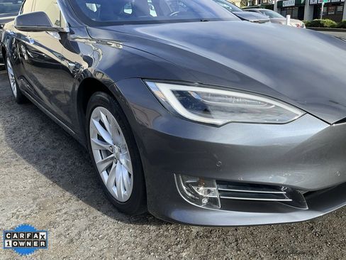 Used 2019 Tesla Model S 100D image 70