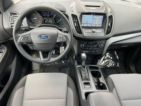 Used 2017 Ford Escape SE w/ Equipment Group 201A AWD/4WD image 5