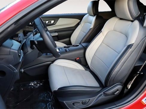 Certified 2025 Ford Mustang GT Premium image 17