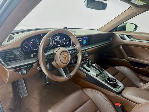 Used 2020 Porsche 911 Carrera S RWD image 4